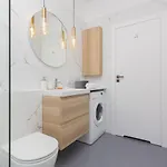 Апартаменты Mokotow Lux With Parking By Renters Prestige