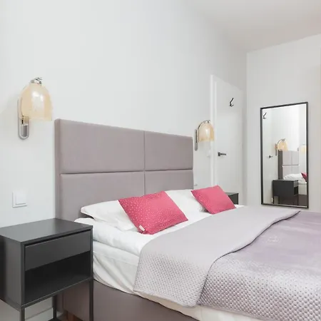 Mokotow Lux With Parking By Renters Prestige