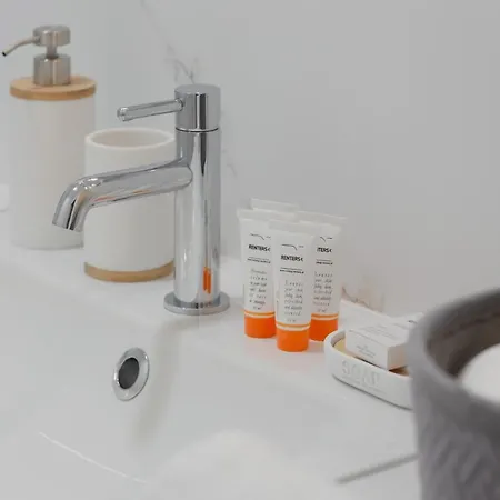 Apartment Mokotow Lux With Parking By Renters Prestige Warschau